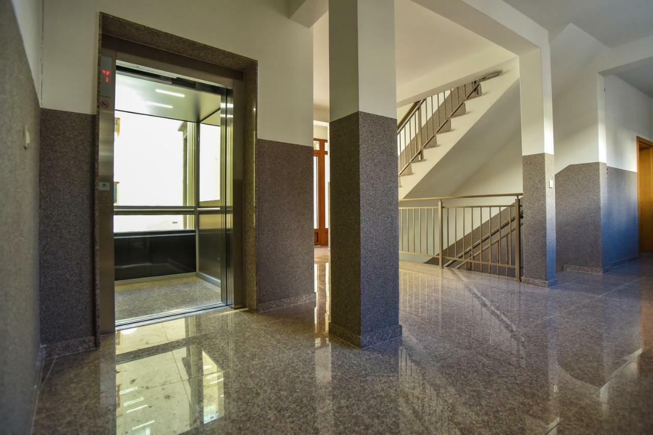 Vistamar Hotel & Apartments บุดวา ภายนอก รูปภาพ